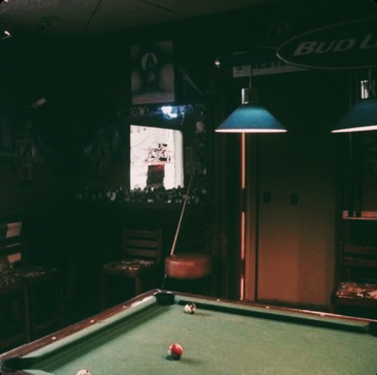dive bar